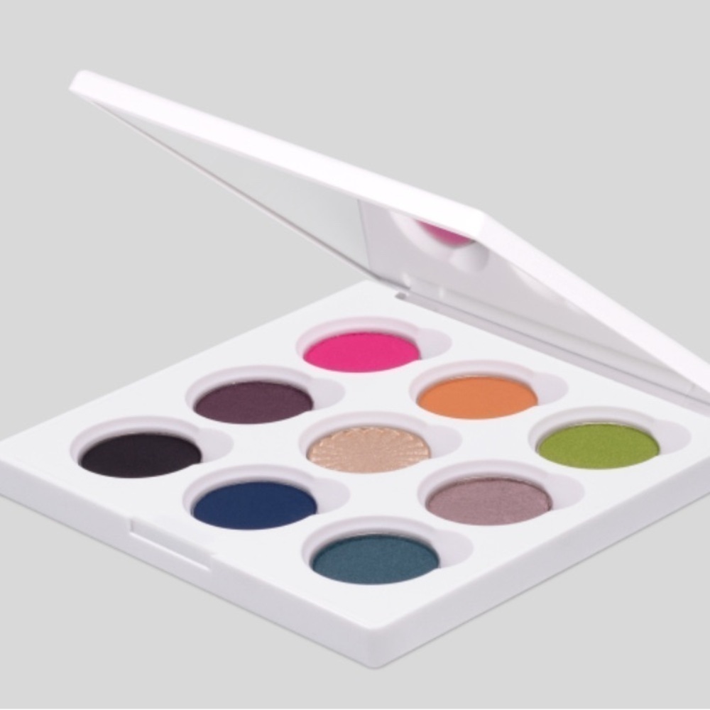 Ofra Cosmetics Infinite Palette by Francesca Tolot - Picture 3 of 9